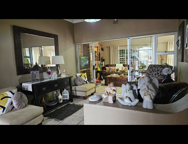 3 BEDROOM HOUSE FOR SALE IN ALBERTON NORTH